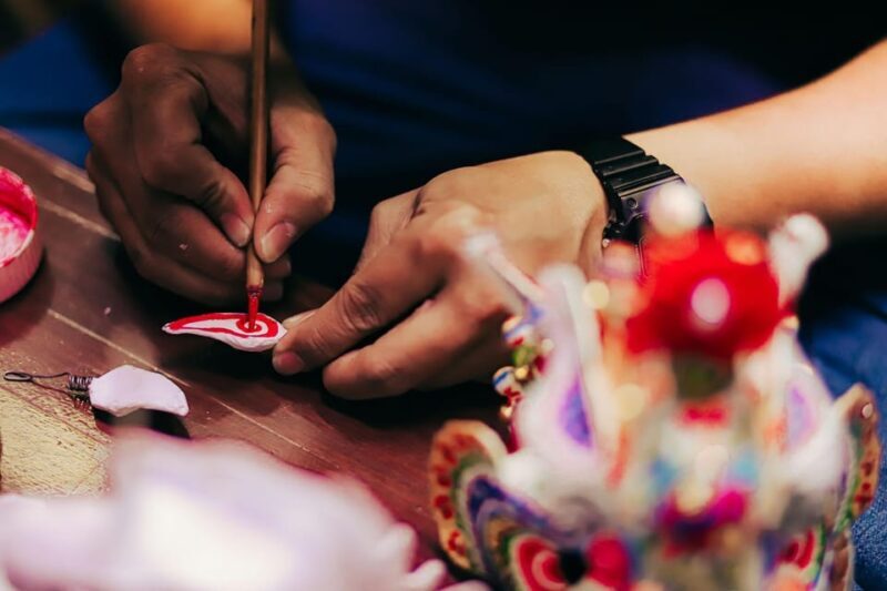 Mini Lion head decoration workshop - Who is This Tour Best For?