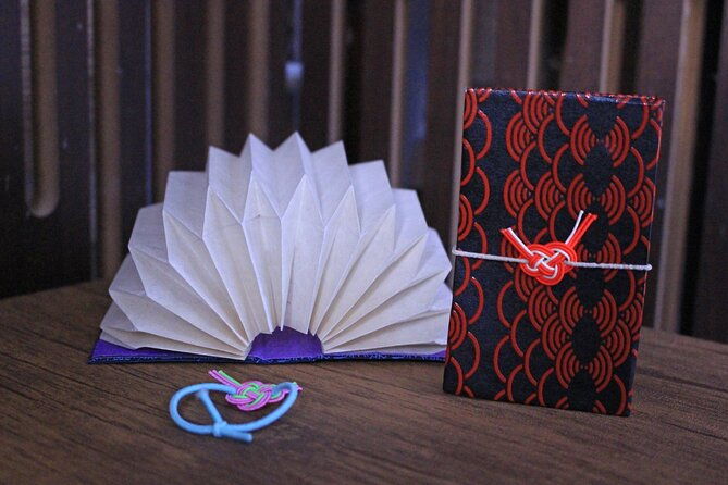 mini-origami-lamp-and-mizuhiki-knot-belt-workshop-in-ueno-2