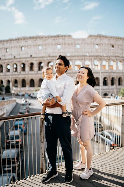 mini-photo-session-at-colosseum-with-photographer