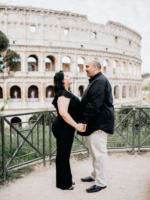 mini-photo-session-at-colosseum-with-photographer