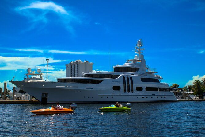 mini-powerboat-rental