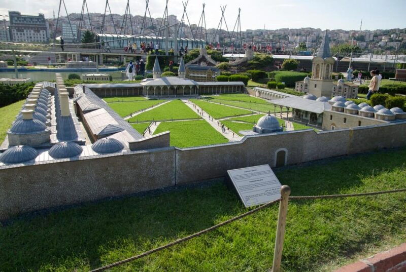 miniaturk-istanbul-private-guided-tour-optional-transfers