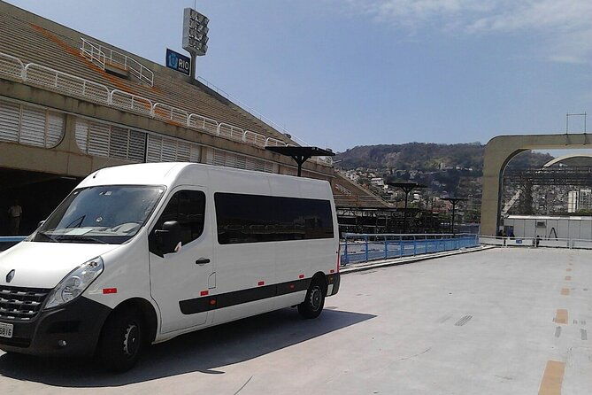 minivan-airport-private-transfer-to-or-from-rio-de-janeiro