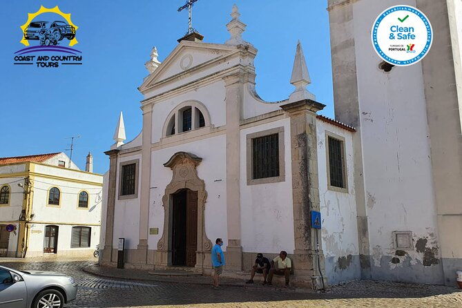 minivan-tour-along-the-coast-to-benagil-and-carvoeiro-from-albufeira