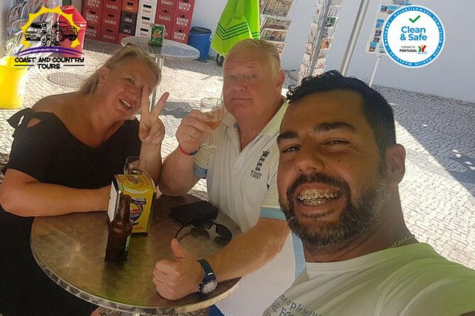 minivan-tour-along-the-coast-to-benagil-and-carvoeiro-from-albufeira
