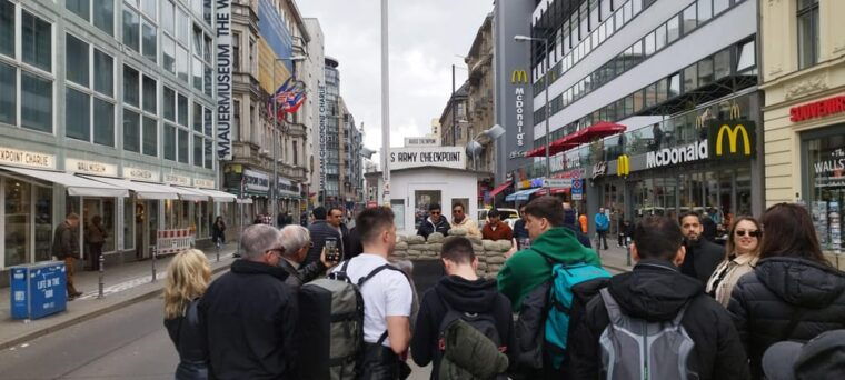 minivan-transferhighlights-driver-guide-tailor-made