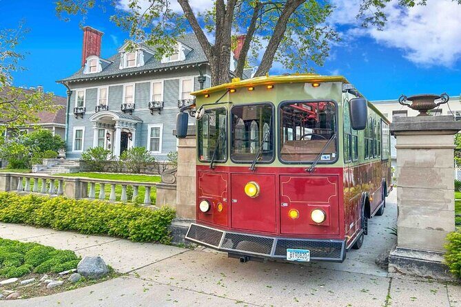 Minneapolis Narrated Scenic Sightseeing Trolley Tour - The Itinerary in Detail