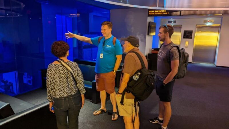 minneapolis-skyway-walking-tour-with-drinks