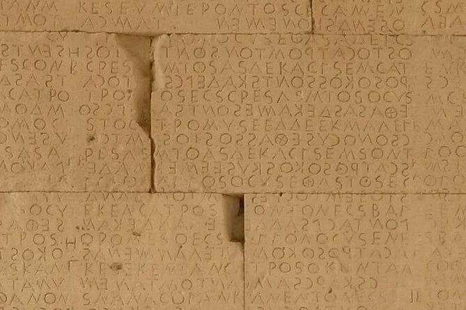 minoan-luxuries-ancient-palaces-messara-wine-routes-matala