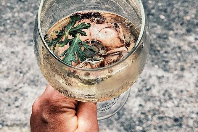 minoan-luxuries-ancient-palaces-messara-wine-routes-matala