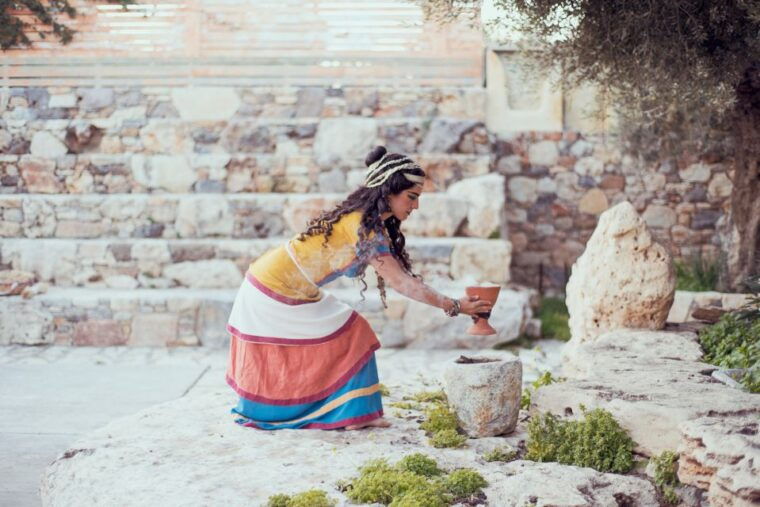 minoan-theater-dance-performance