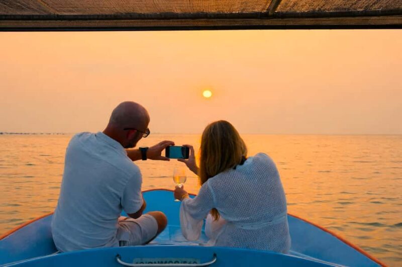 Mirissa: Sunset Cruise with Relaxing Evening Boat Tour - What to Expect from the Mirissa Sunset Cruise