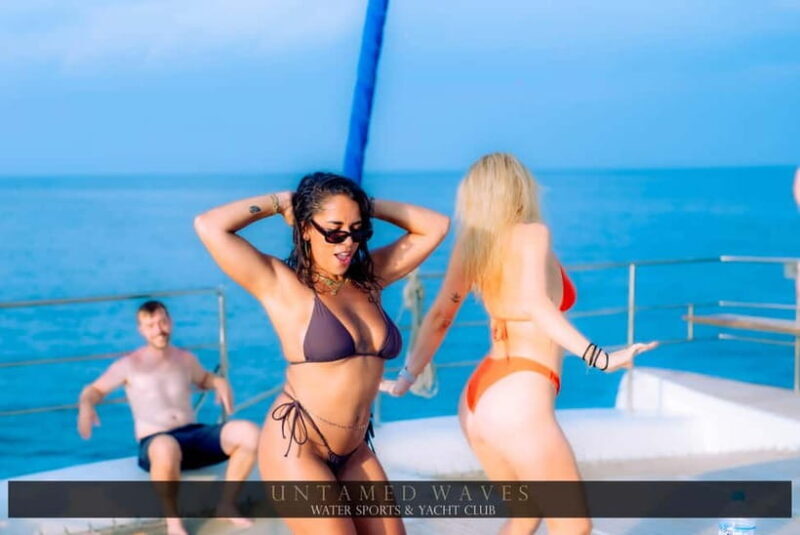 Mirissa: Sunset Yacht Party with Live DJ & Drinks - Final Thoughts