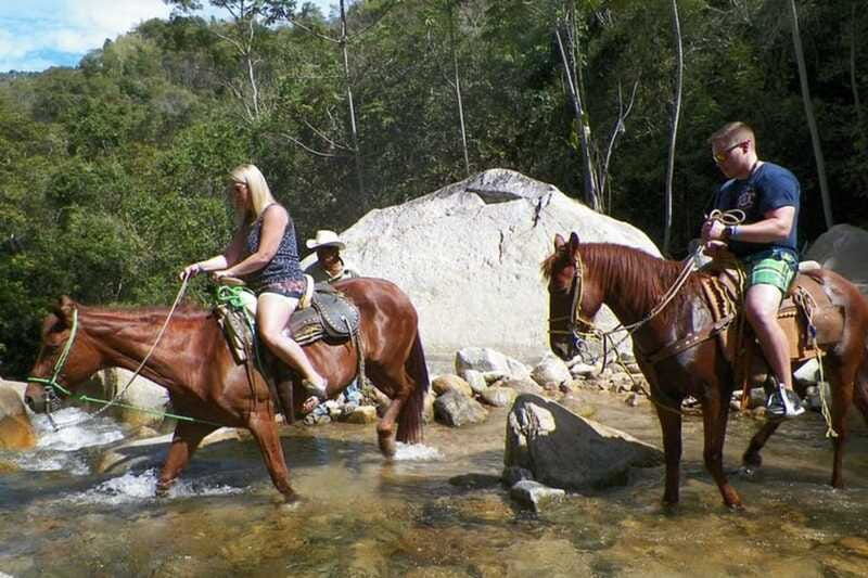 mismaloya-jalisco-rancho-manolo-horseback-tour