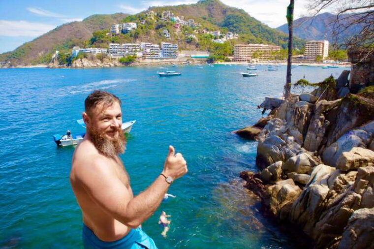 mismaloya-snorkeling-cliff-jumping-and-beach-tour