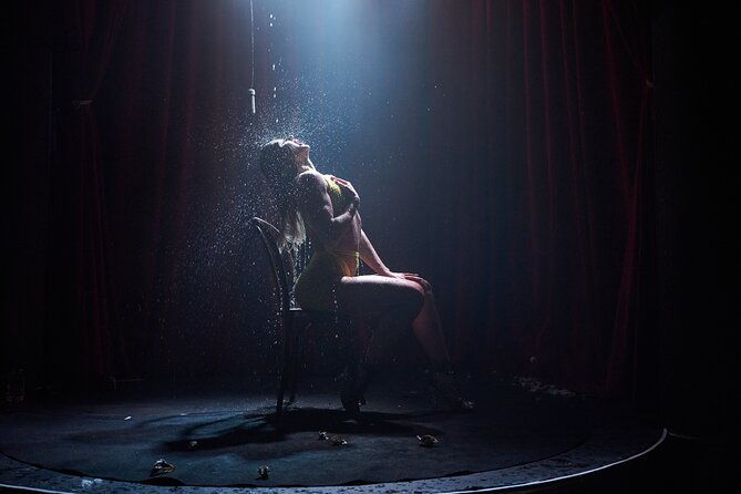 miss-behaves-mavericks-variety-show-at-the-plaza-hotel