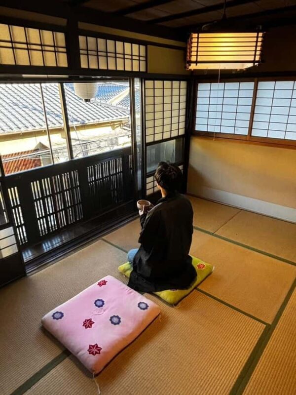 Miyagawacho, Gion, Kyoto, Japan: Sawai Building Tour - Tea and Sweet Relaxation: Finding a Moment of Calm