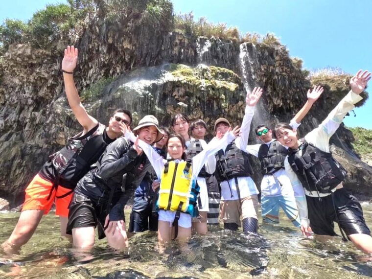 miyako-island-pumpkin-limestone-caving-kayaking