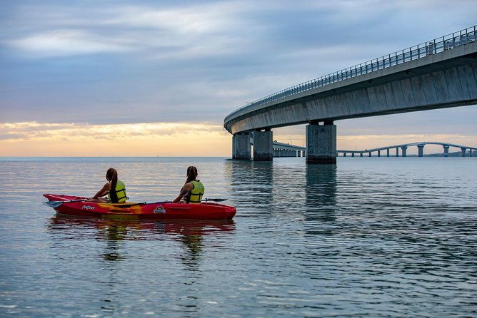 miyakojima-sunset-kayak-tour
