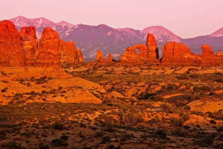 moab-arches-national-park-morning-adventure-tour