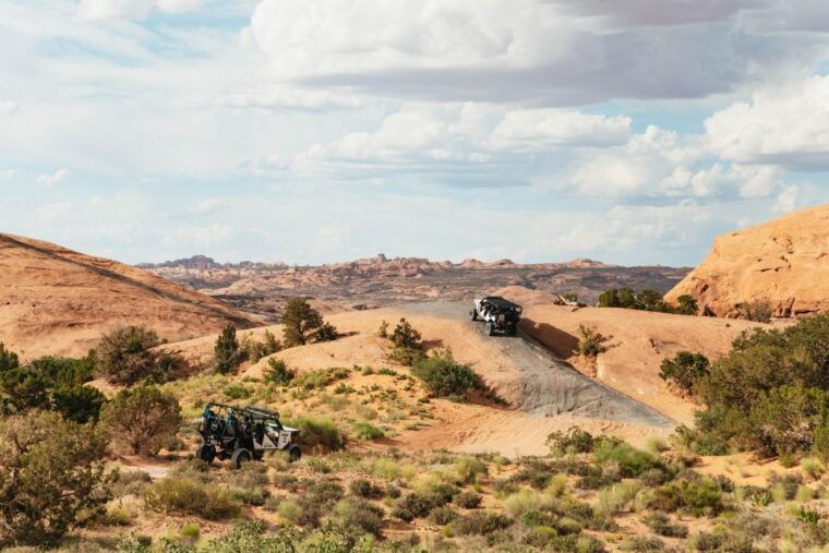 moab-hells-revenge-trail-off-roading-adventure