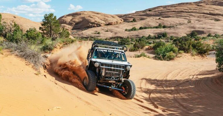 moab-hells-revenge-trail-off-roading-adventure