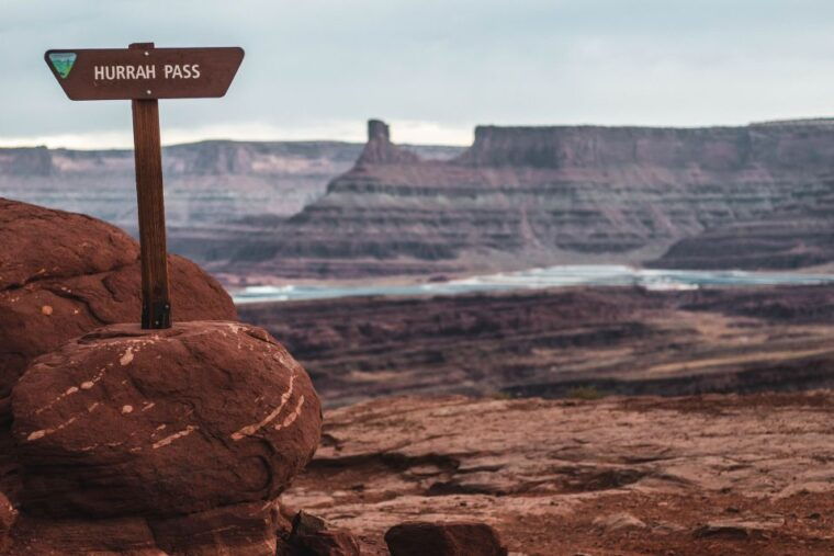 moab-hurrah-pass-4x4-driving-adventure