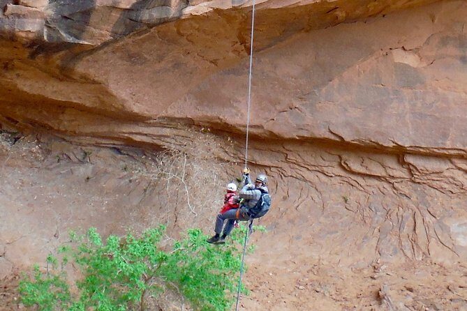 Moab Rappeling Adventure: Medieval Chamber Slot Canyon - The Rappelling Action: Into Medieval Chamber