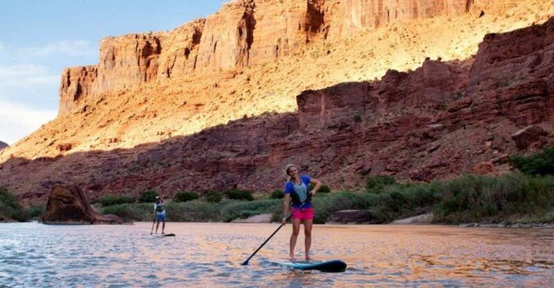 moab-stand-up-paddleboard-with-small-rapids-on-colorado