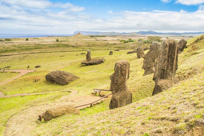 moai-rise-and-fall-full-day-private-tour