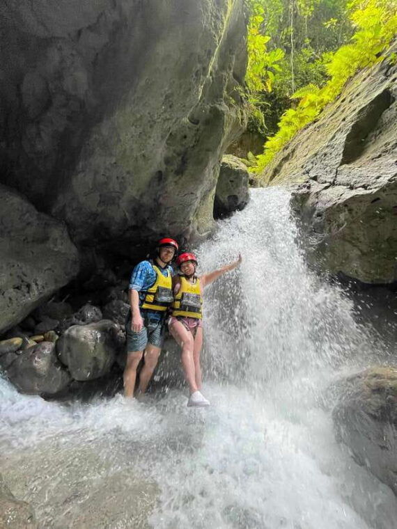 moalboal-tour-canyoneering-kawasan-falls