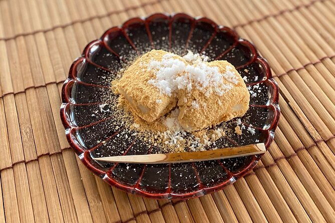 mochi-making-at-a-private-studio-in-tokyo