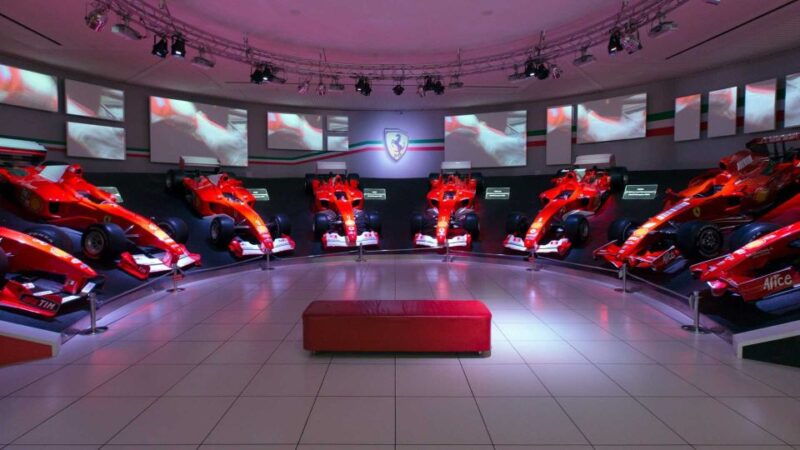 modena-discover-ferrari-museum-pavarotti-land