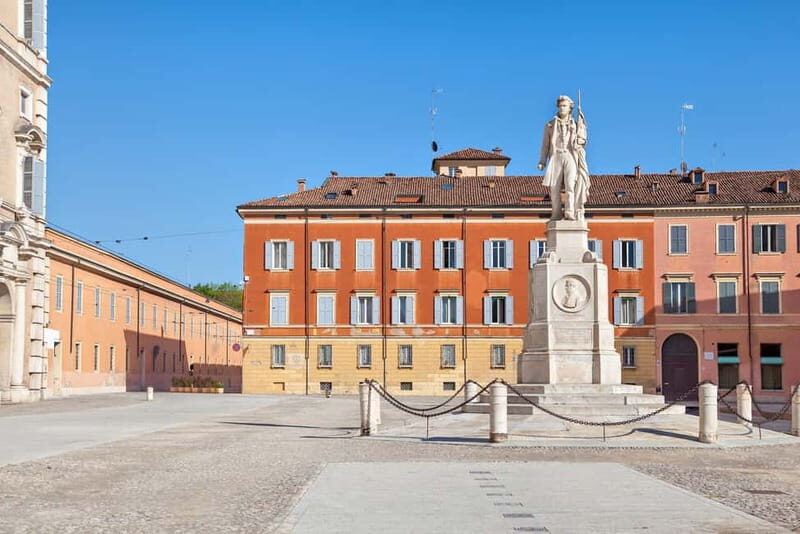 Modena: Express Walk with a Local - What Makes This Tour Stand Out?