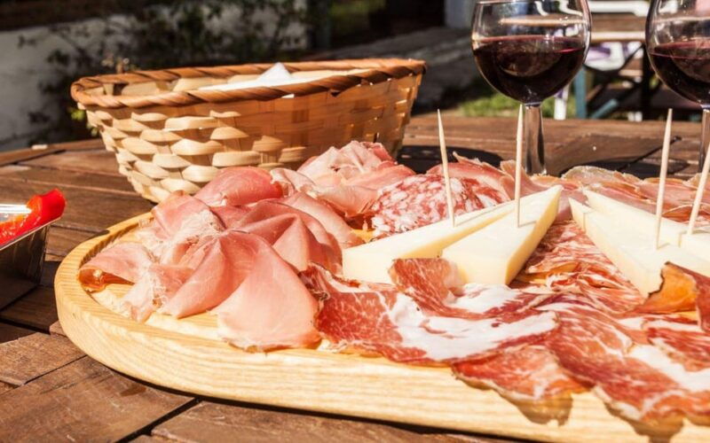 modena-walking-food-tour-and-highlights-with-a-local-guide