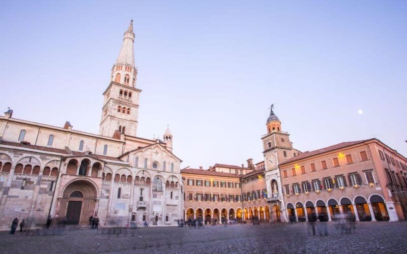 modena-walking-food-tour-and-highlights-with-a-local-guide