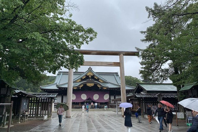 modern-japanese-history-tour-in-tokyo