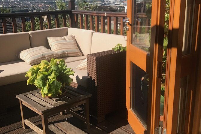 modern-scottish-cooking-class-lunch-in-chefs-edinburgh-home