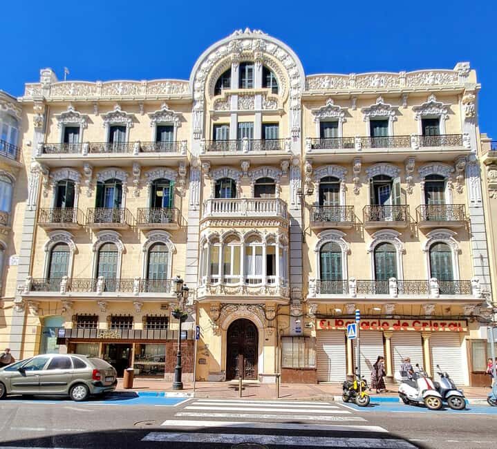 Modernism & Art Deco in Melilla - A Closer Look at the Tour