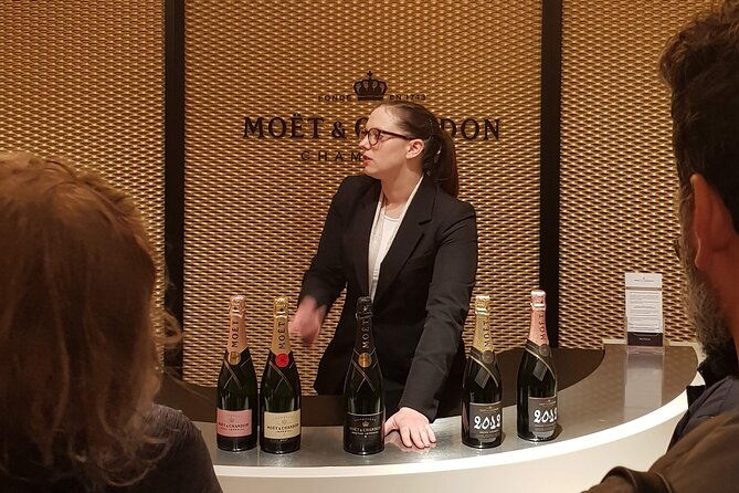 moet-et-chandon-tasting-and-fun-private-tour-in-champagne
