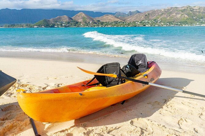 mokulua-islands-self-guided-kayak-adventure