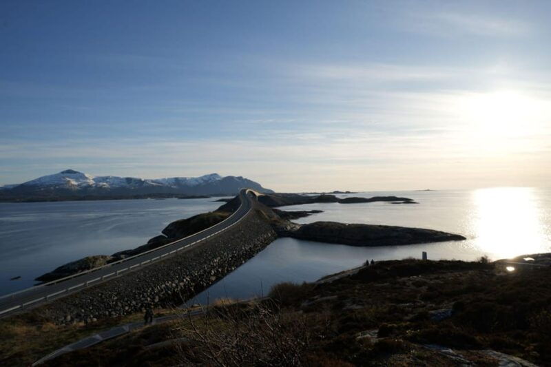 molde-atlantic-ocean-road-kvernes-stave-church-more