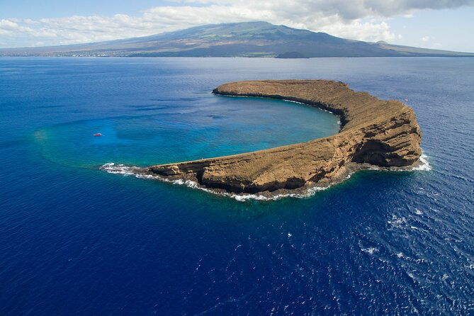 molokini-crater-and-south-maui-coast-adventure-from-kihei