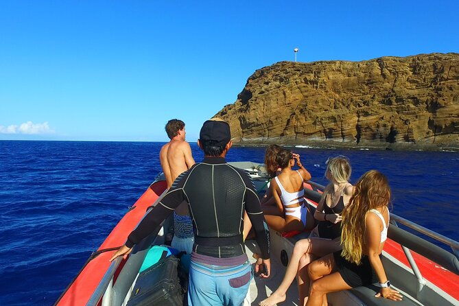 molokini-crater-and-turtle-town-snorkeling-from-kihei