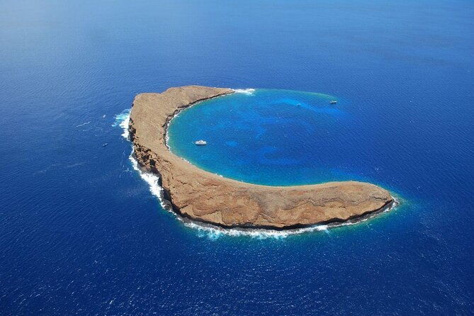 molokini-crater-snorkeling-adventure