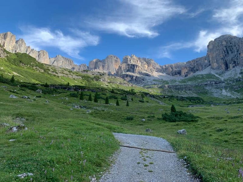 Molveno: Trekking Expert, The Wild South-Crossing the Brenta - Key Points