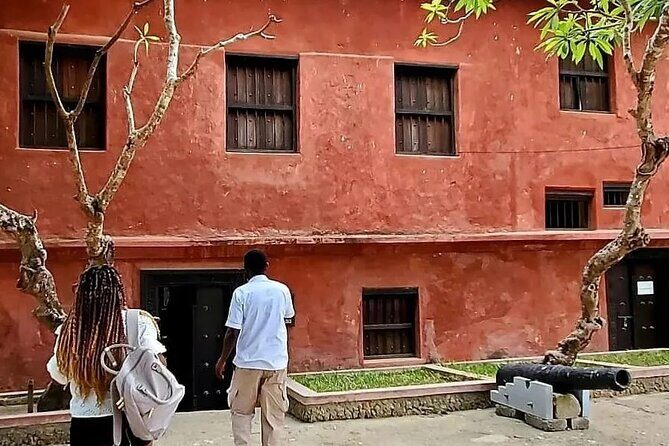 Mombasa City Tour - Wandering Old Town: Narrow Streets and Swahili Charm