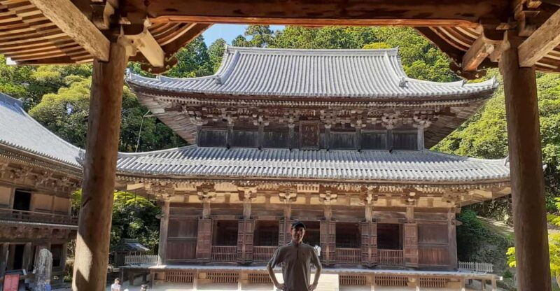 moment-of-zen-last-samurai-temple-mountaintop-walking-tour