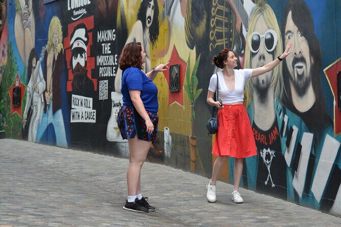 Moments in Basel: Personalized Tour & Photo Session - Gardens & the Old University