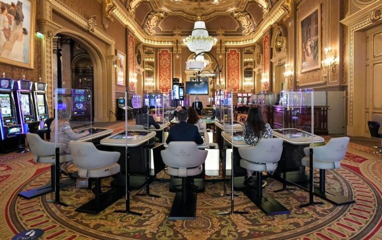 monaco-and-monte-carlo-by-night-with-private-driver-guide